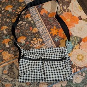 Baggu Medium Cargo Crossbody Gingham
